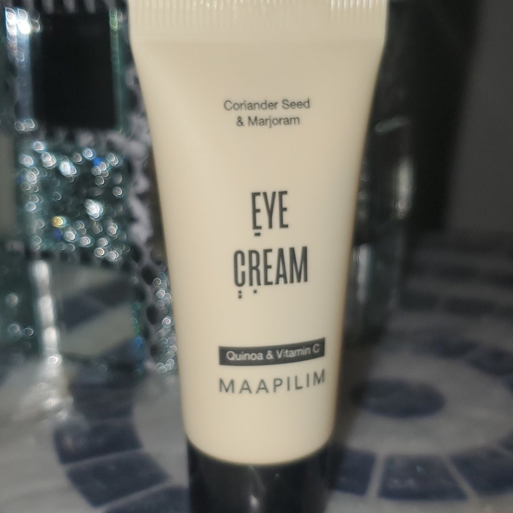 Maapilim Eye Cream Quinoa and Vitamin C